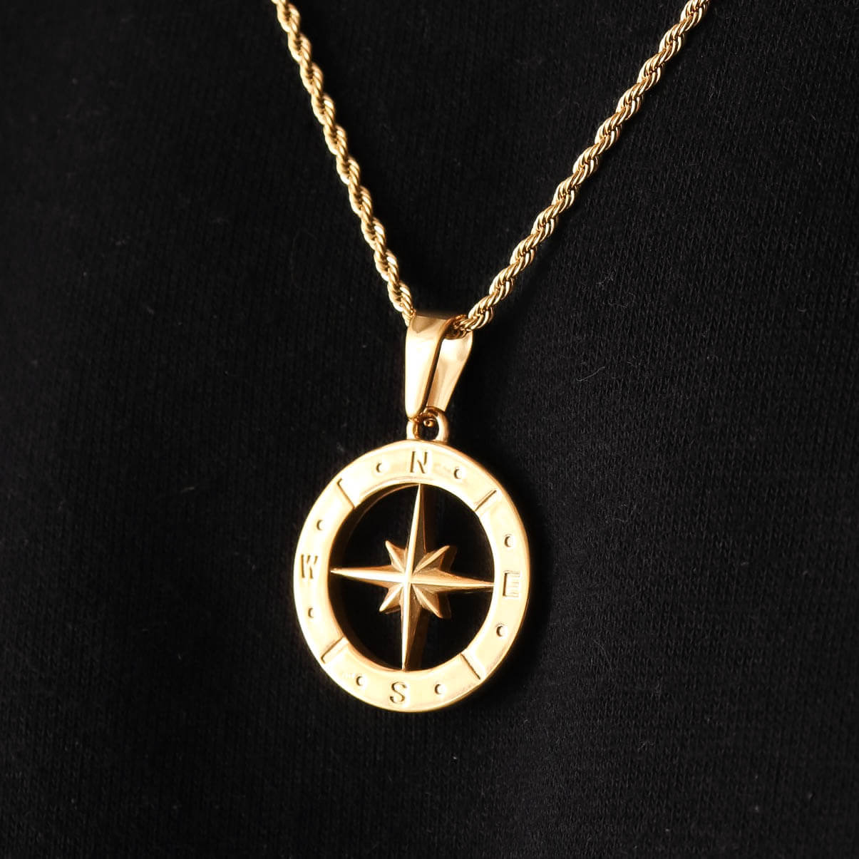 North Star Pendant – Gold