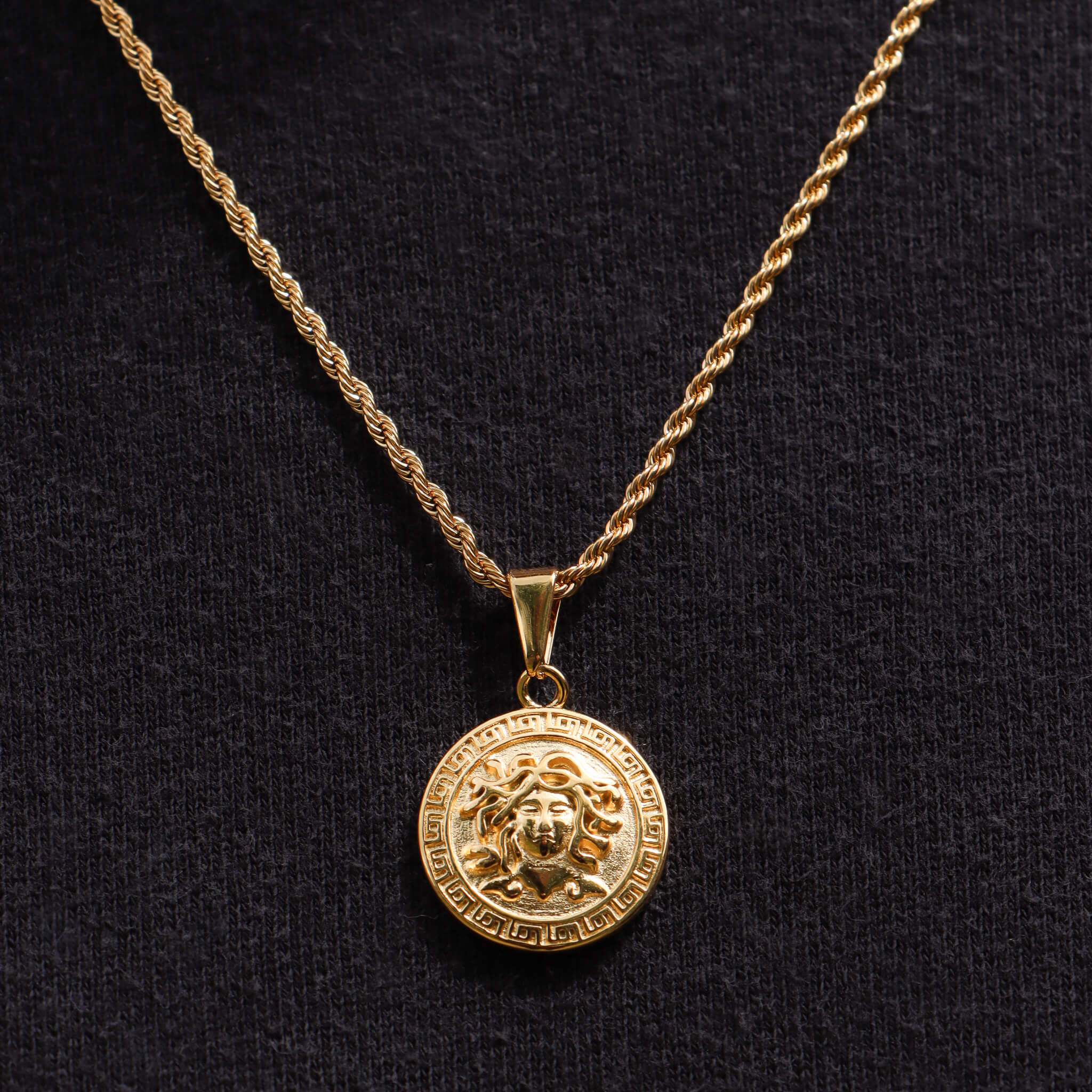 Medusa Pendant – Gold
