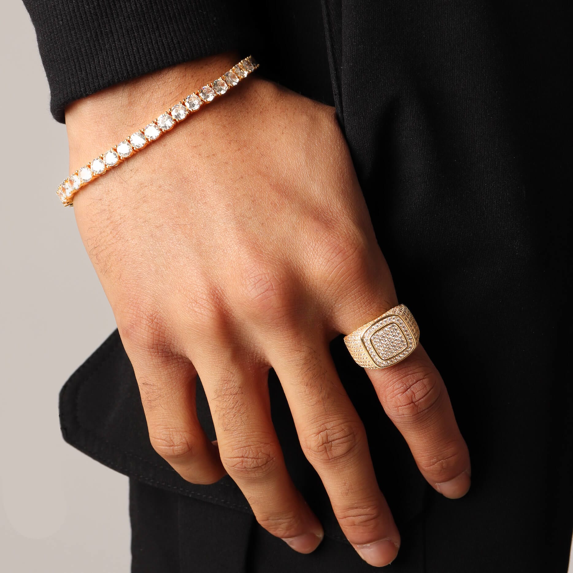Champion’s Ring – Gold