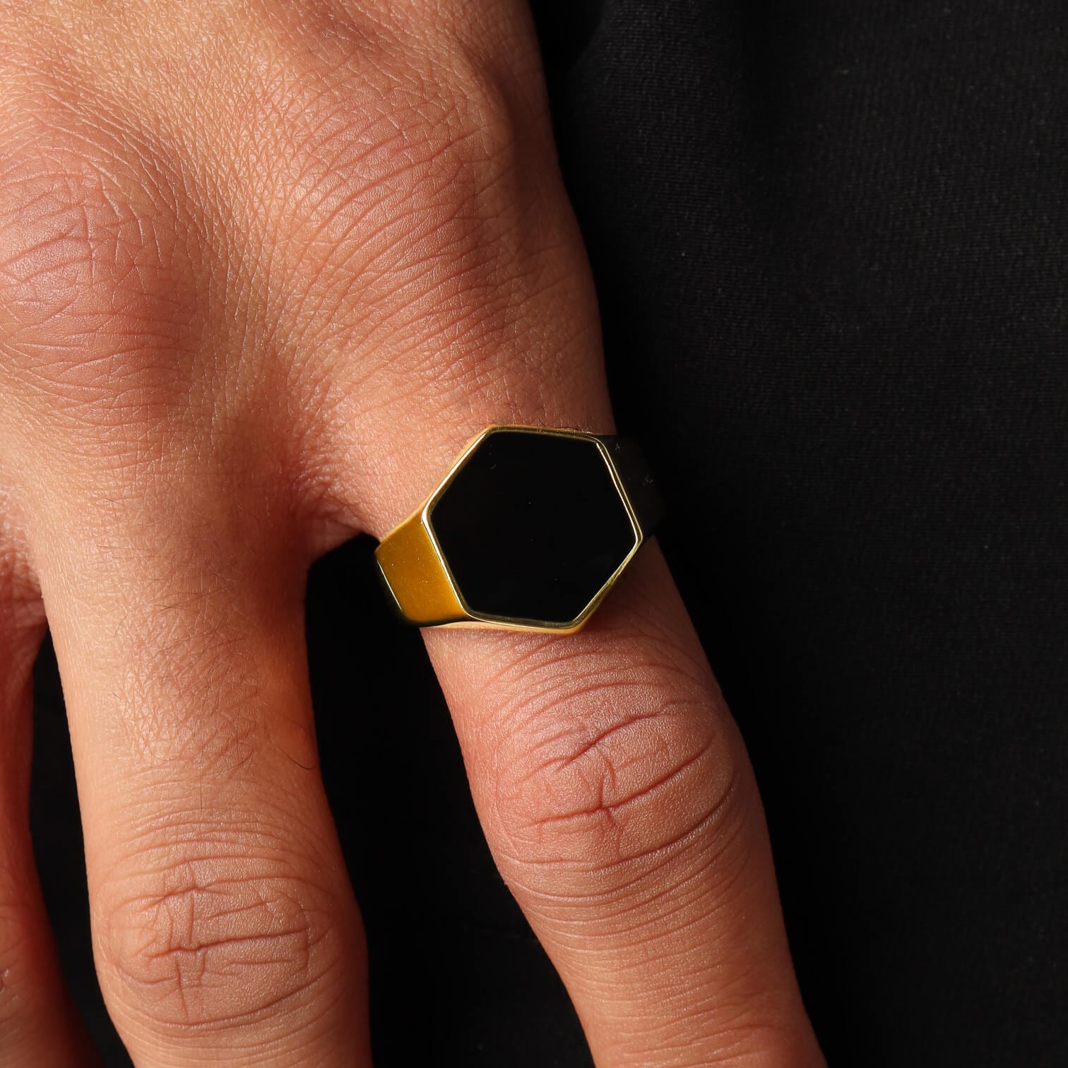 Hexagon Stone Ring – Gold