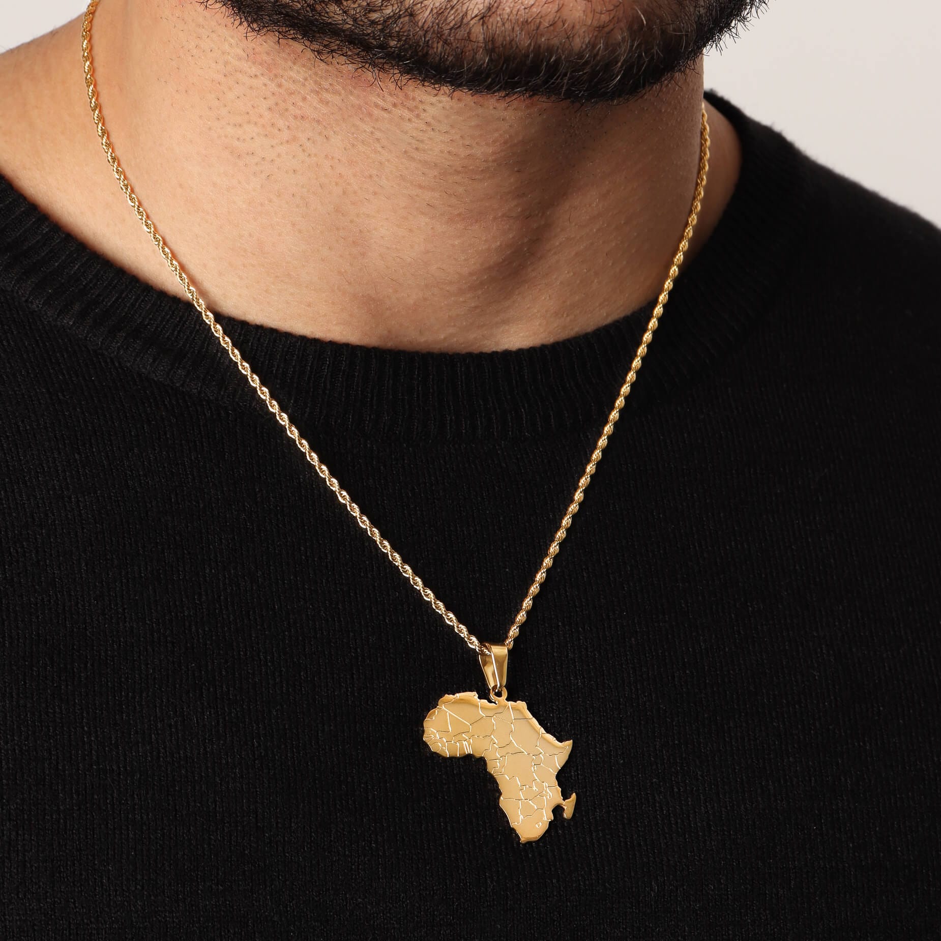 Africa Pendant – Gold
